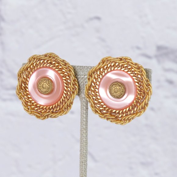 Vintage Patti Horn Pink Pearlescent Disc Earrings… - Picture 2 of 15